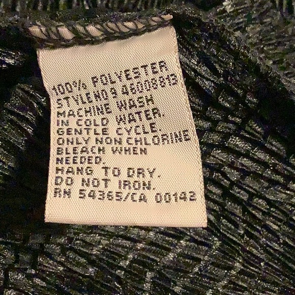 Top - Picture 3 of 3